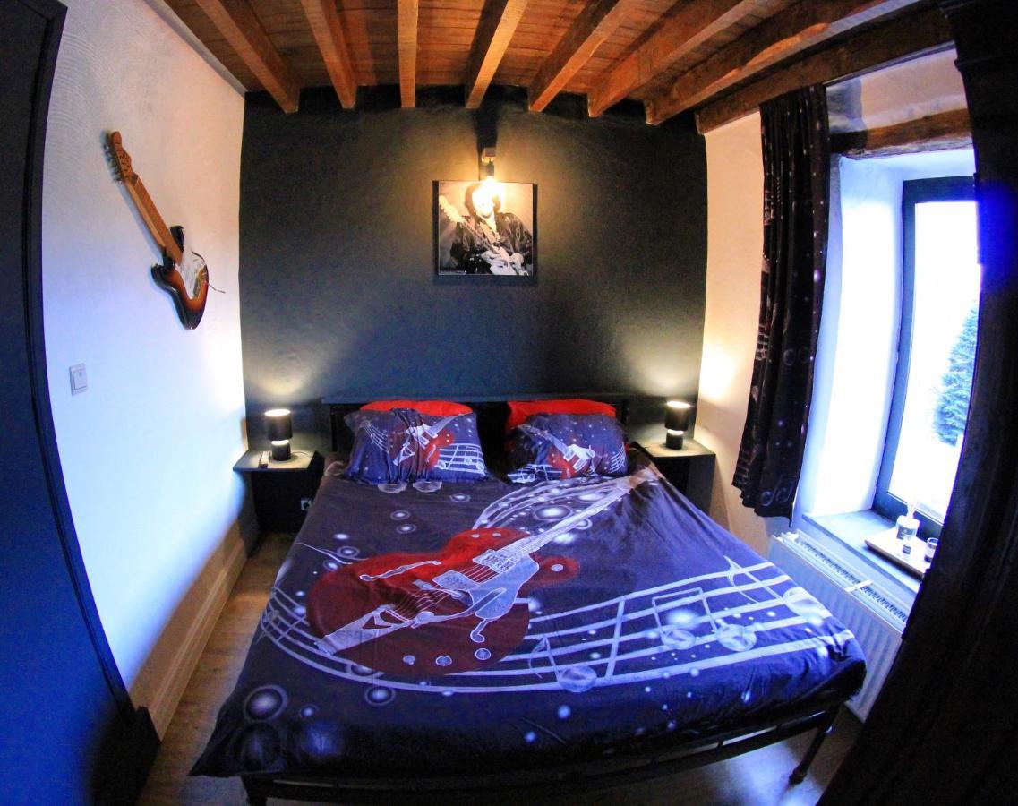 B&B Music City Wibrin ภายนอก รูปภาพ
